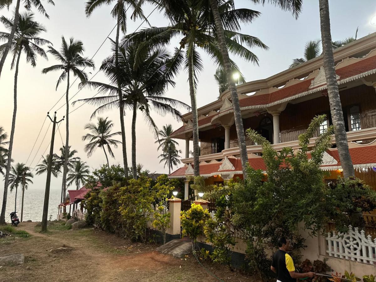 Kovalam Beach House Екстериор снимка